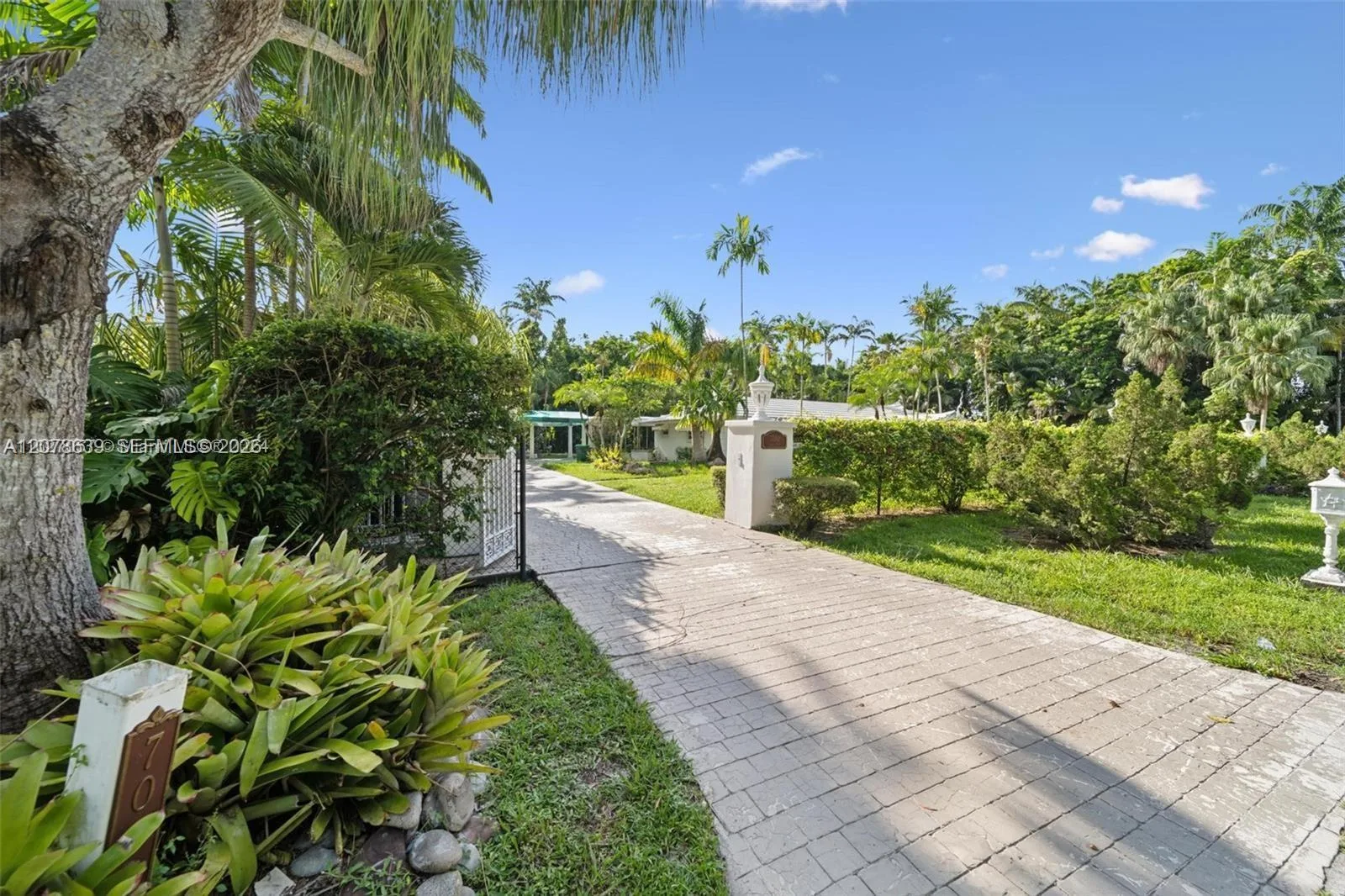 7080 NW 82nd Ter, Parkland, FL 33067