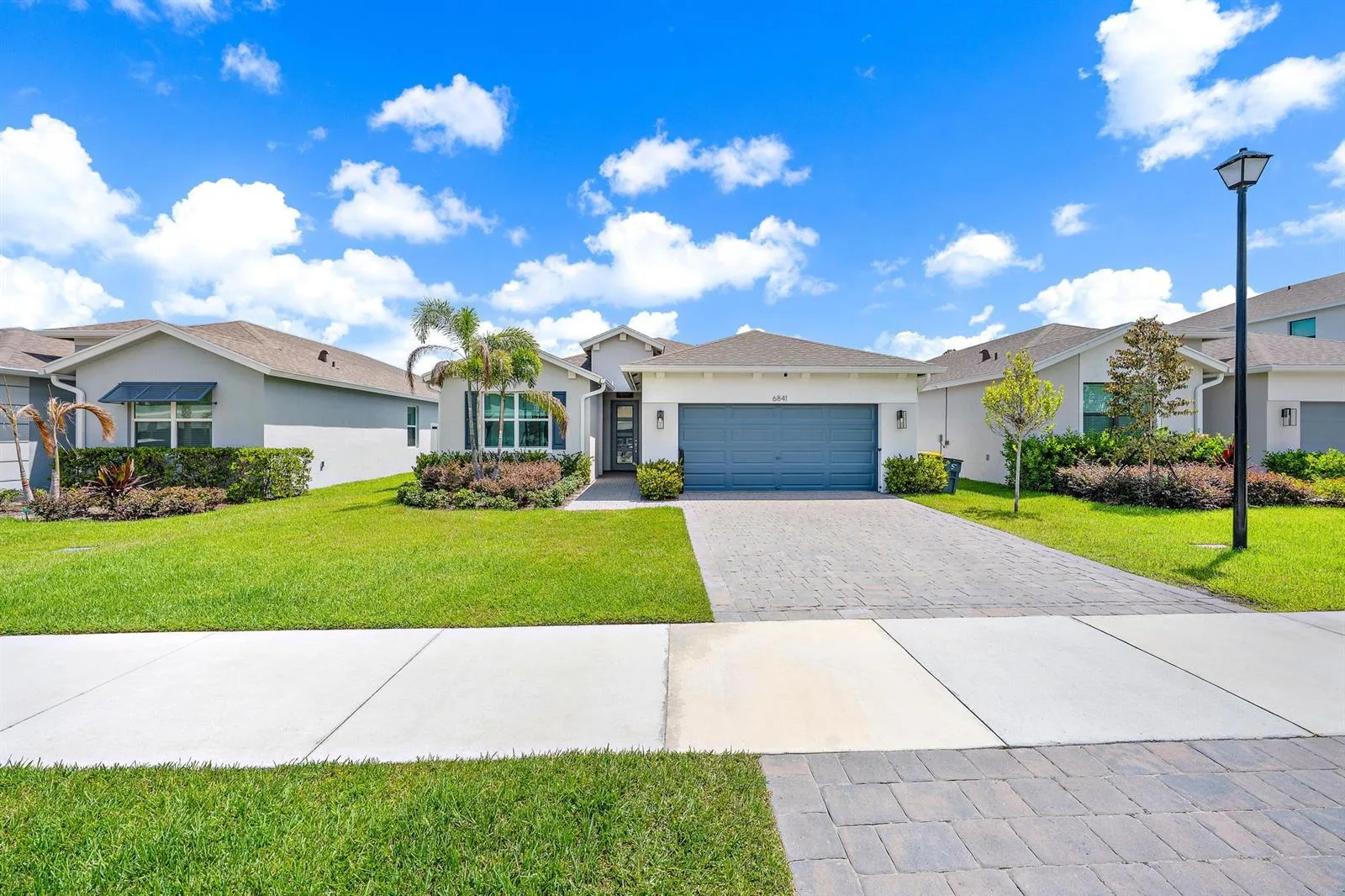6841 SE Pk Trce Drive, Stuart, FL 34997