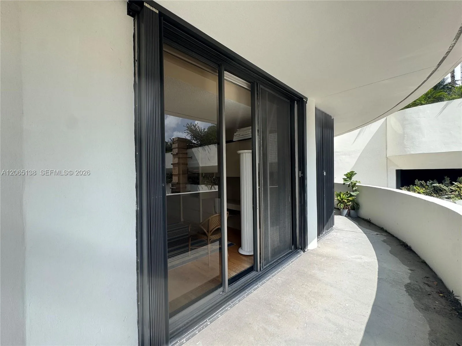 3000 Island Blvd # 332, Aventura, FL 33160