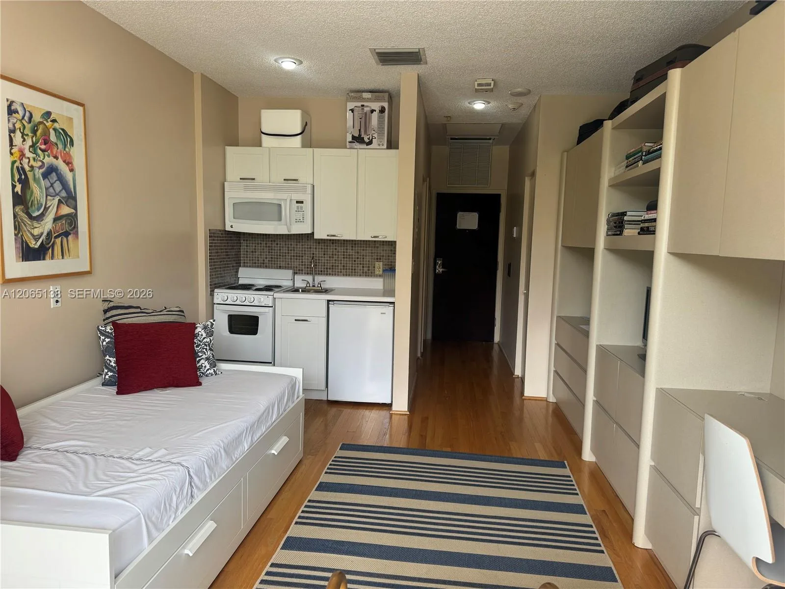 3000 Island Blvd # 332, Aventura, FL 33160 photo 2