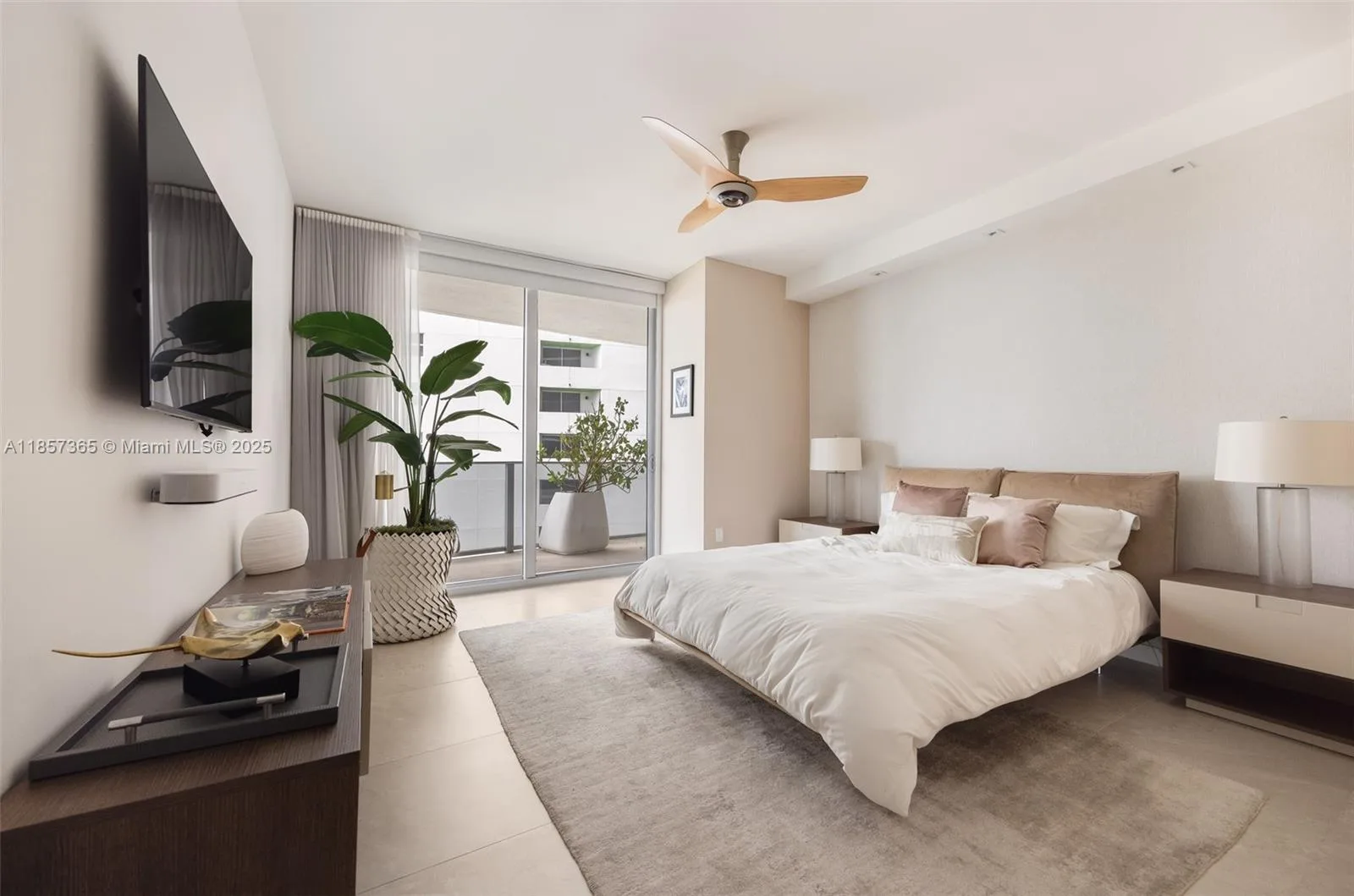 488 NE 18th St # 1912, Miami, FL 33132 photo 11
