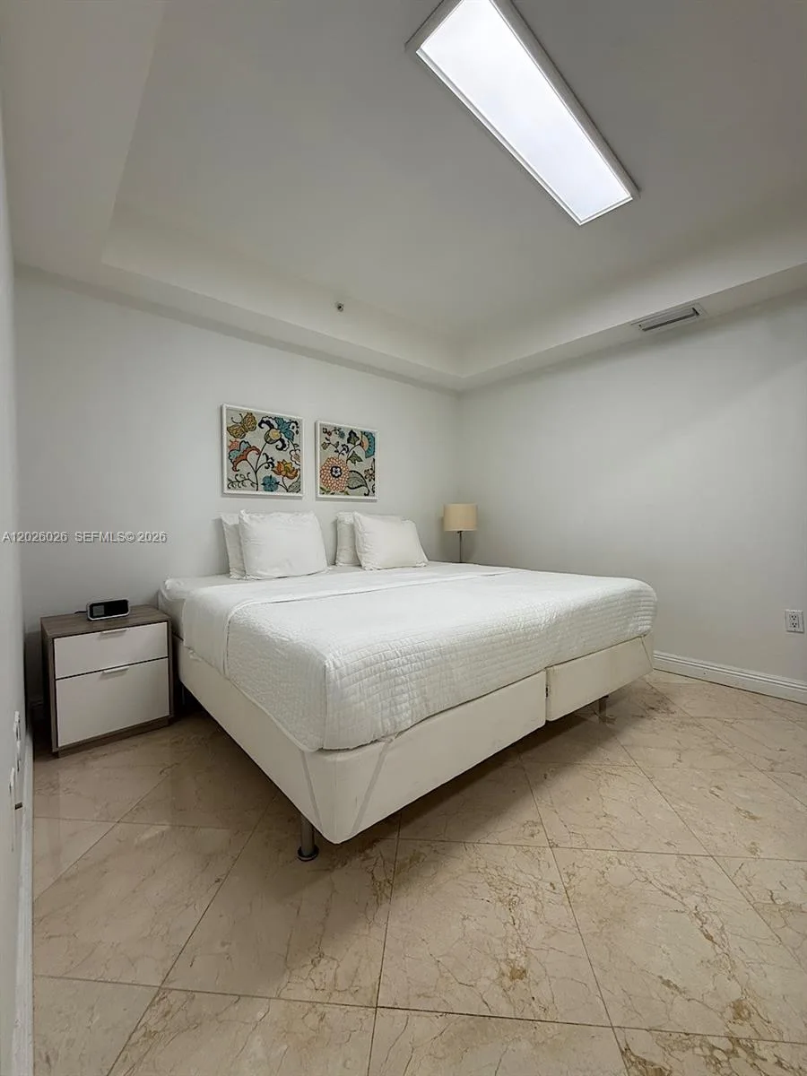 16400 Collins Ave # 1545, Sunny Isles Beach, FL 33160 photo 3