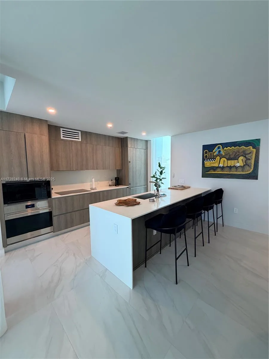 17550 Collins Ave # 601, Sunny Isles Beach, FL 33160 photo 7