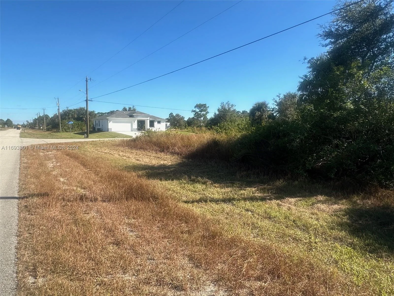 754 Grant Blvd, Lehigh Acres, FL 33974 photo 4