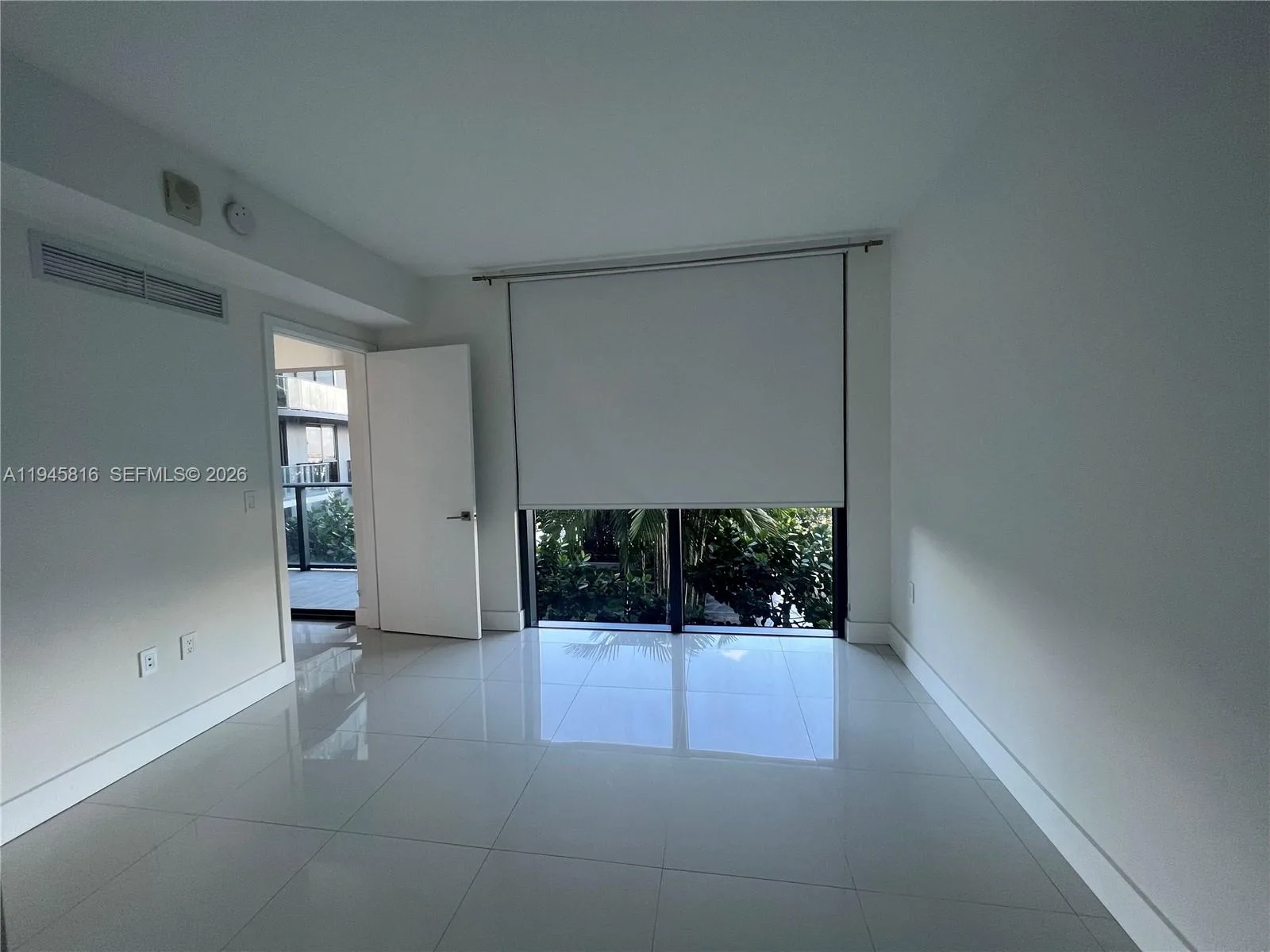 121 NE 34th St # 912, Miami, FL 33137 photo 6
