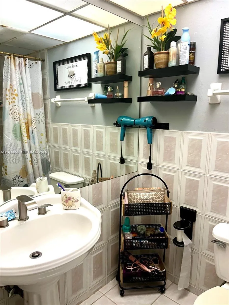 3760 Inverrary Dr # 2R, Lauderhill, FL 33319 — zdjęcie 3