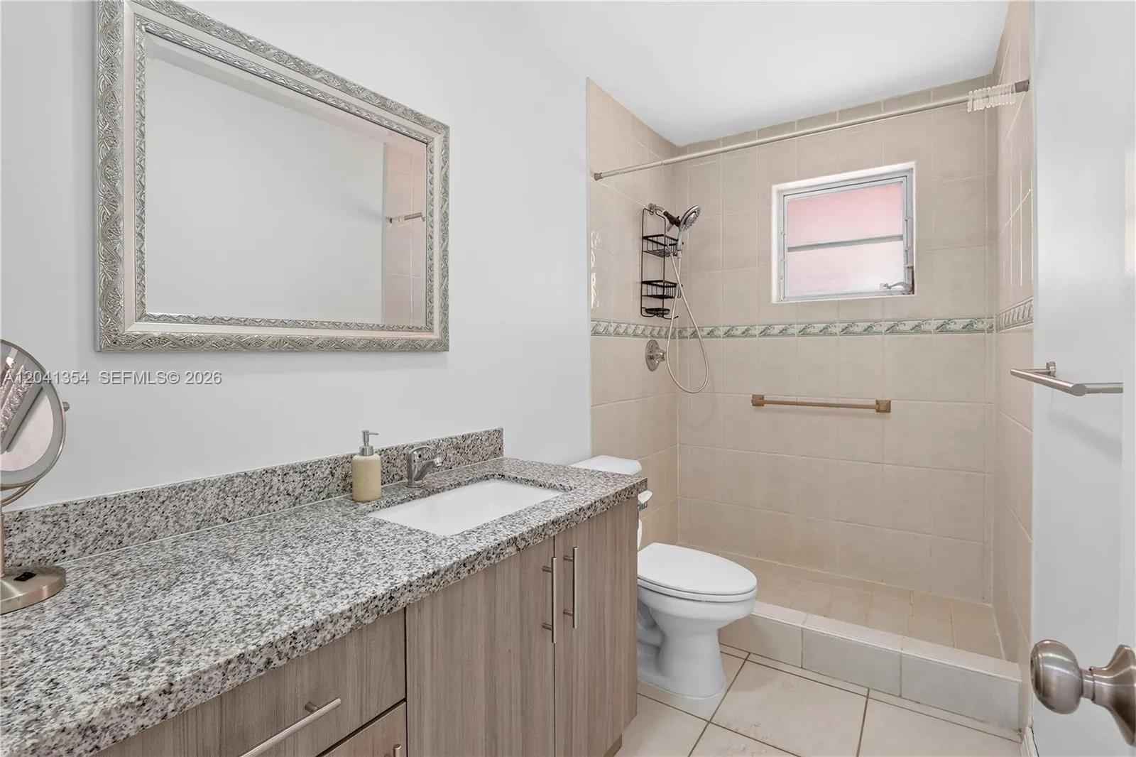 3210 NW 19th St, Miami, FL 33125 photo 3