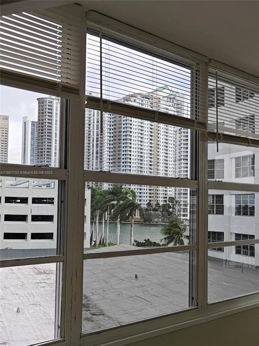 825 Brickell Bay Dr # 445, Miami, FL 33131 photo 9