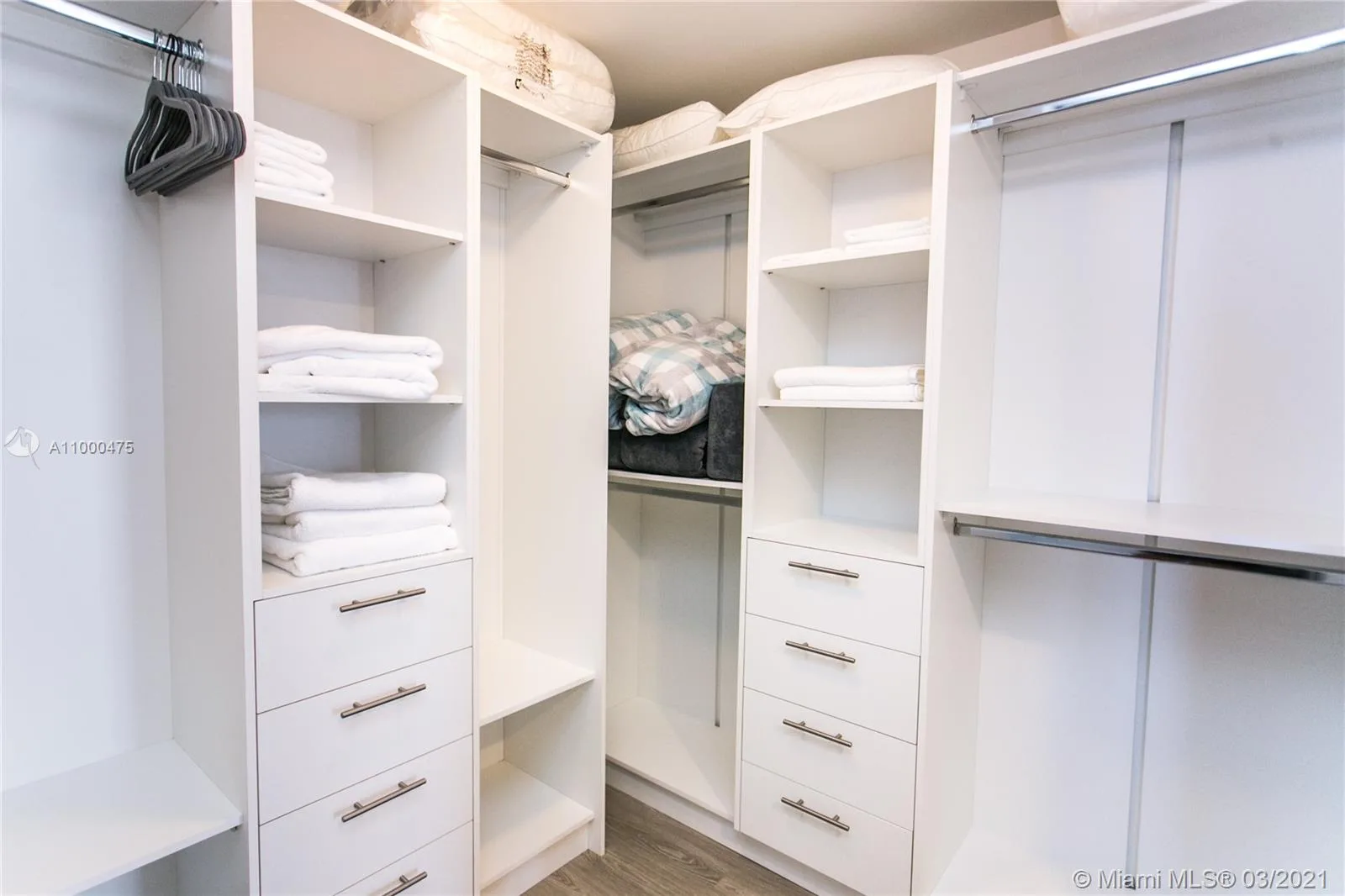 2600 E Hallandale Beach Blvd # T2002 SEASONAL, Hallandale Beach, FL 33009 photo 9