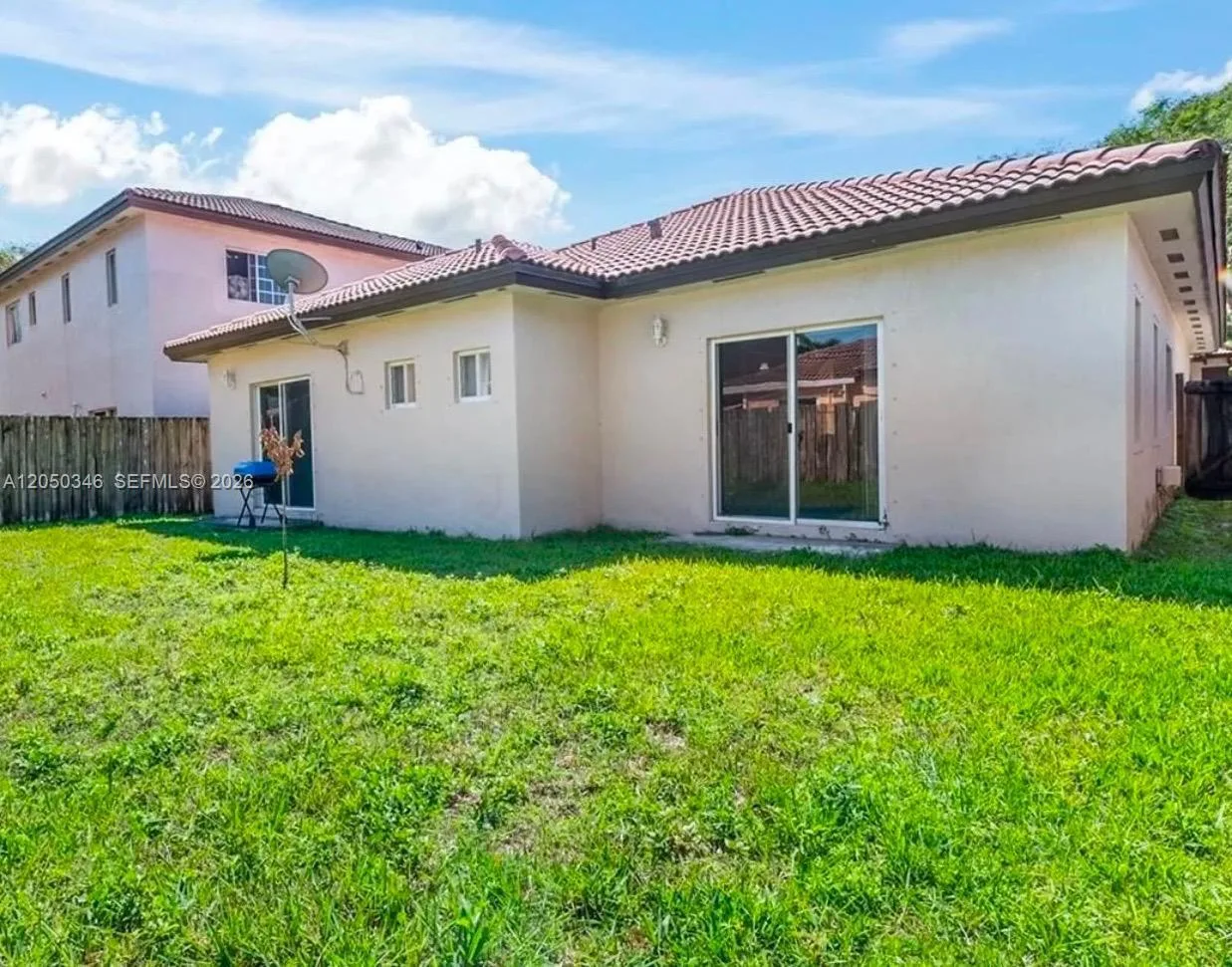 22901 SW 114th Ave, Miami, FL 33170 photo 2