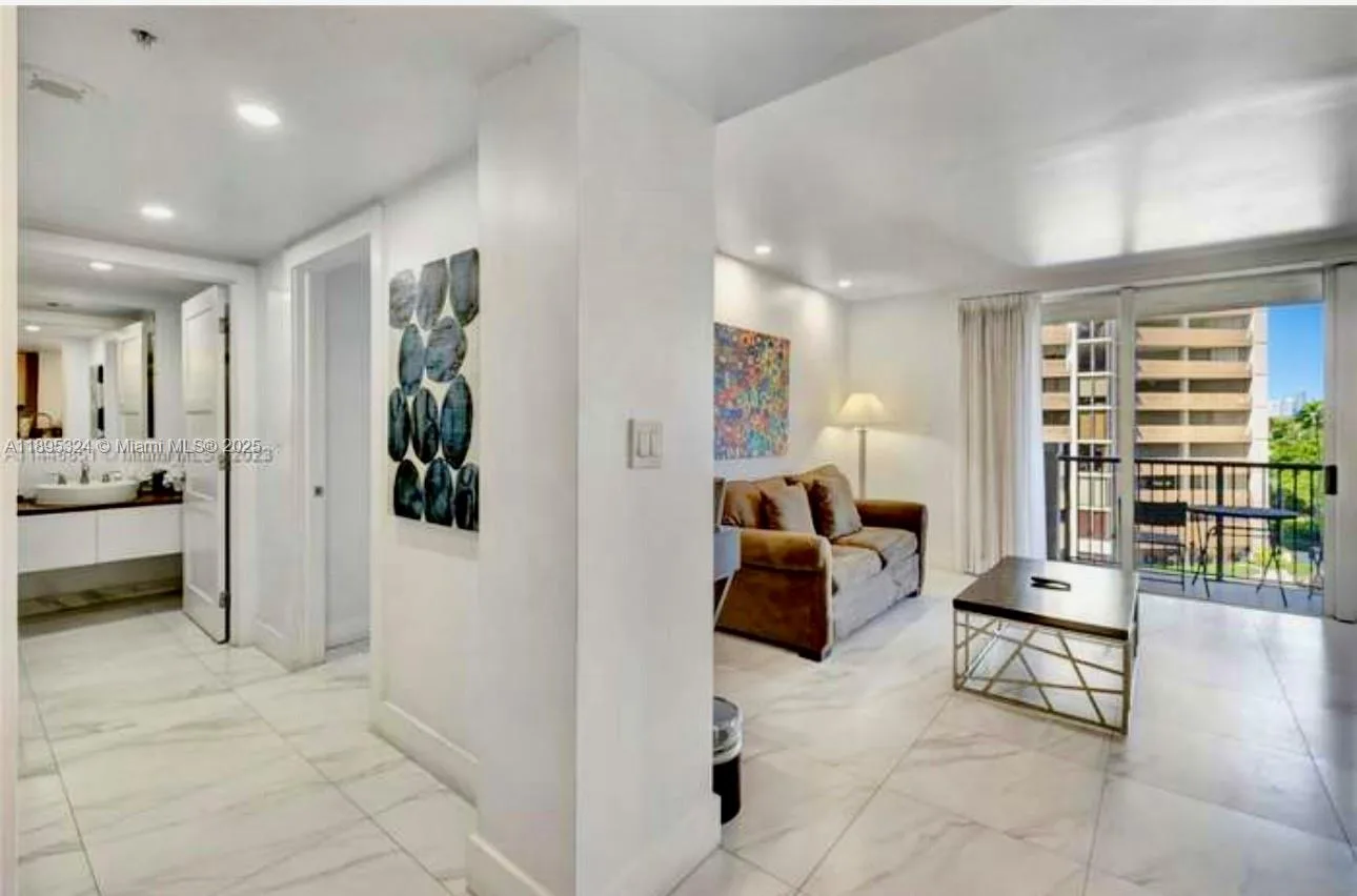 2951 S Bayshore Dr # 603, Miami, FL 33133 photo 10