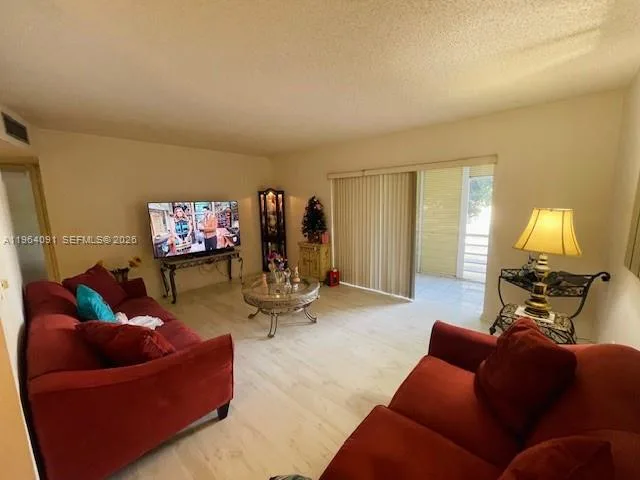 5180 E Sabal Palm Blvd # 235, Tamarac, FL 33319