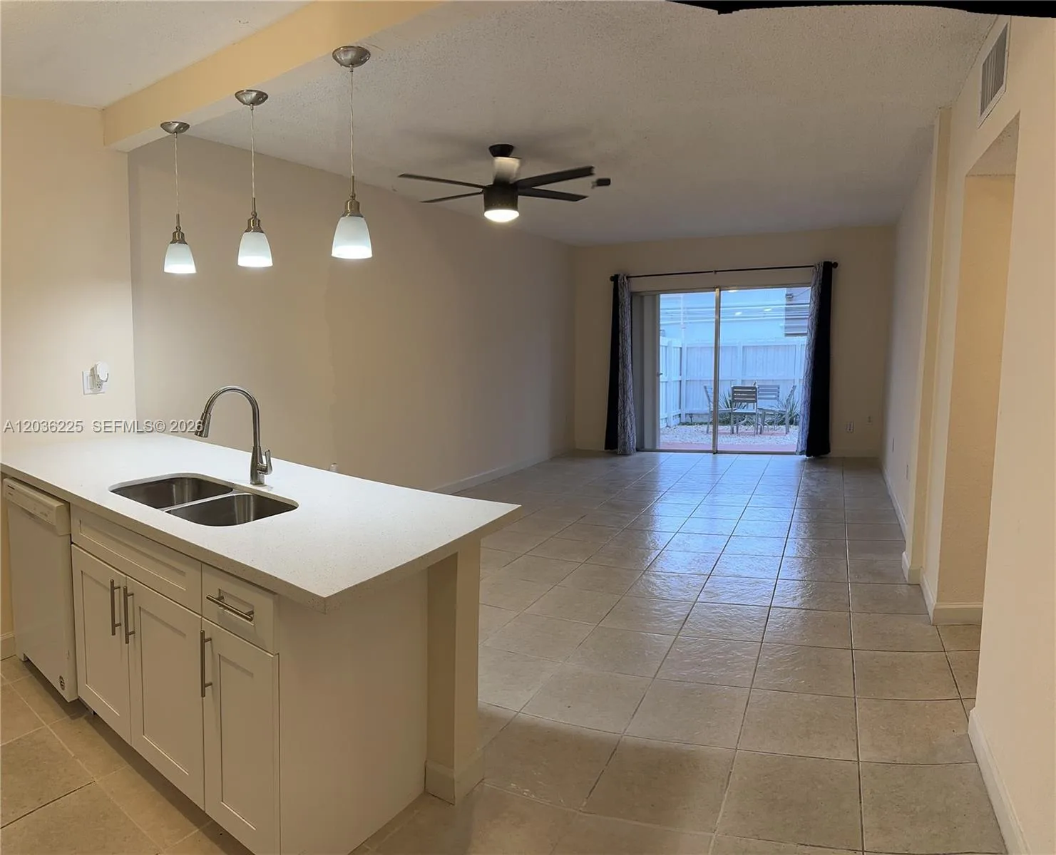 10900 SW 104th St # 118, Miami, FL 33176