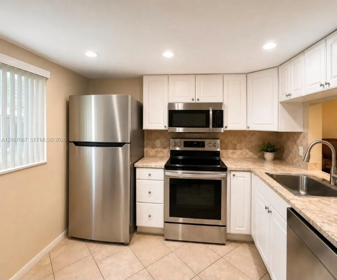 3905 N Nob Hill Rd # 312, Sunrise, FL 33351 photo 2