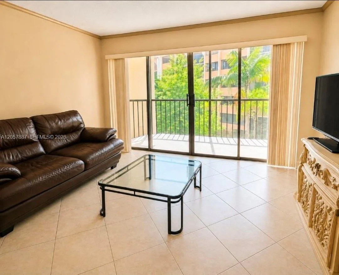 3905 N Nob Hill Rd # 312, Sunrise, FL 33351 photo 4