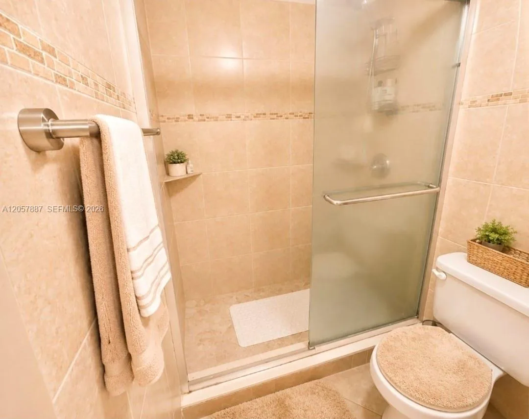 3905 N Nob Hill Rd # 312, Sunrise, FL 33351 photo 9