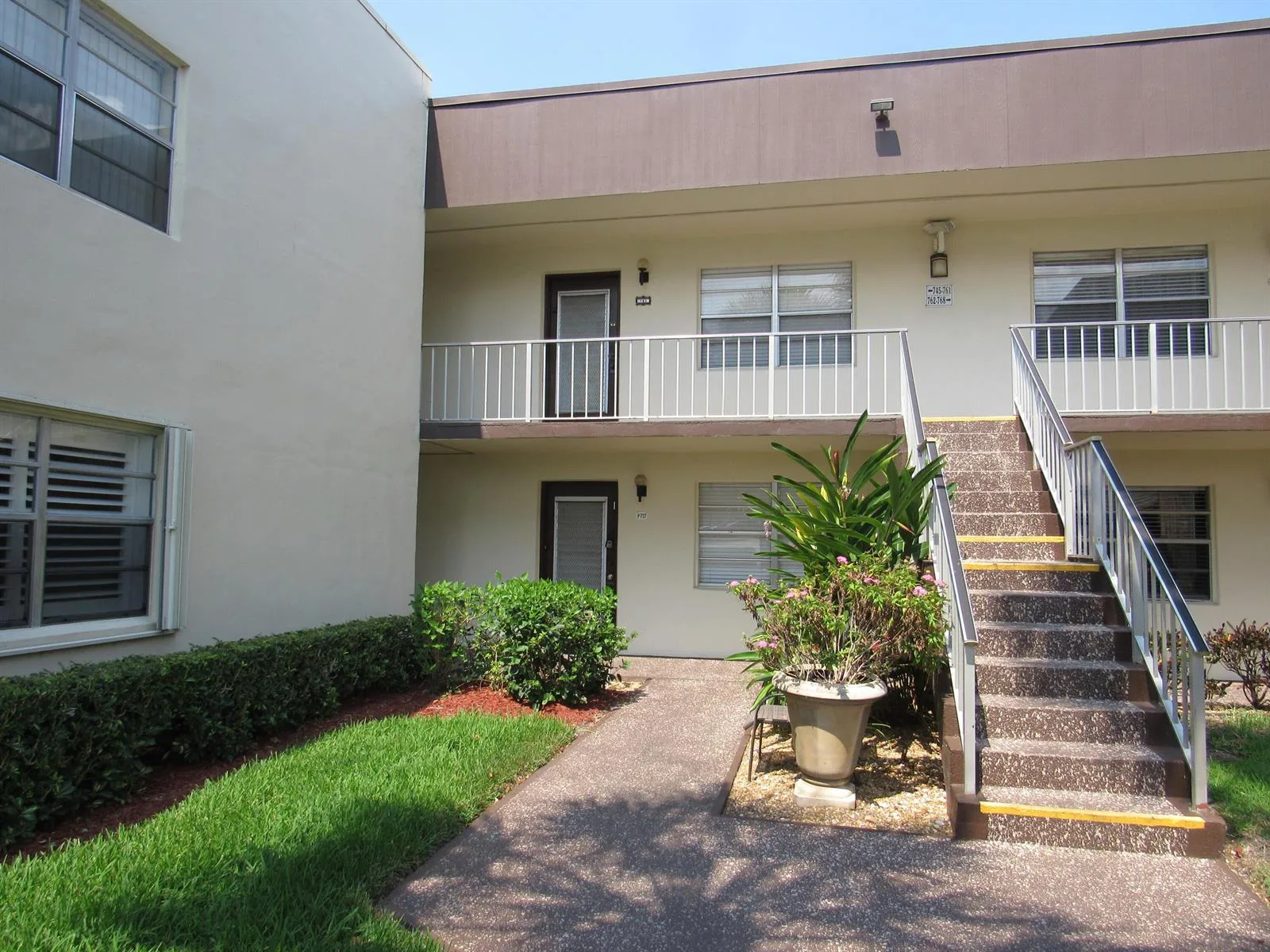 737 Normandy P, Delray Beach, FL 33484 photo 4