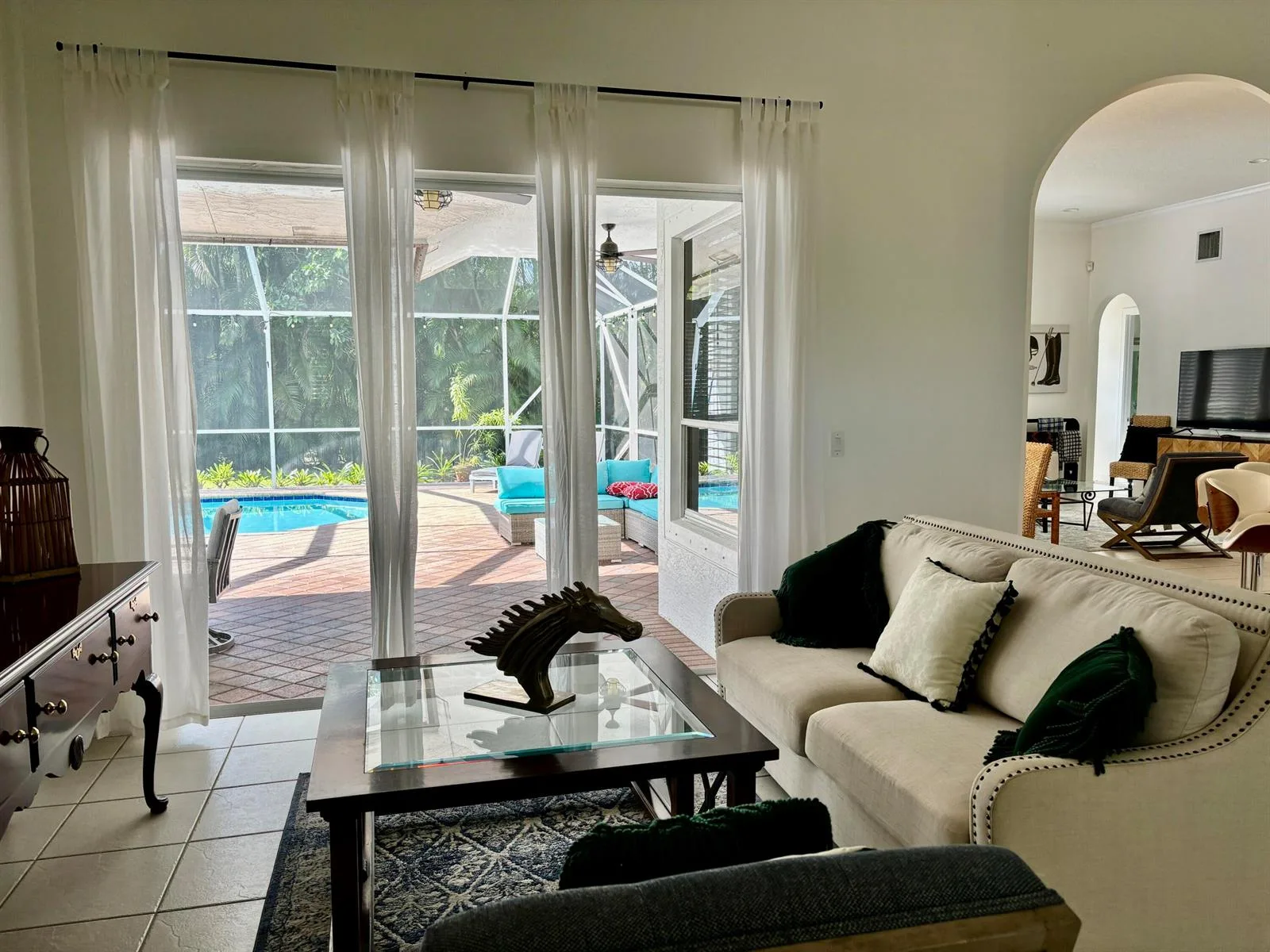 1920 S Club Drive, Wellington, FL 33414 photo 9