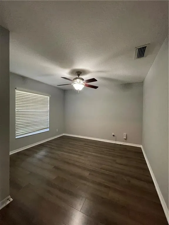 1435 9th Place, Vero Beach, FL 32960 photo 2