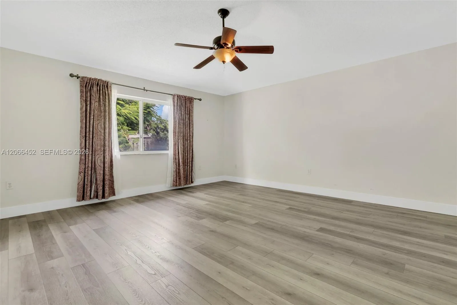 16850 Crestview Ln, Weston, FL 33326 photo 13