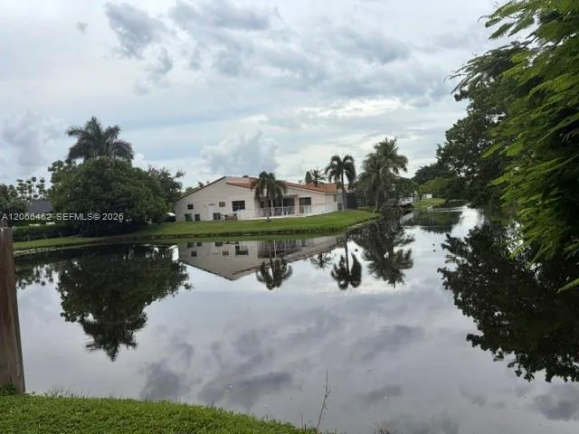 16850 Crestview Ln, Weston, FL 33326 photo 6