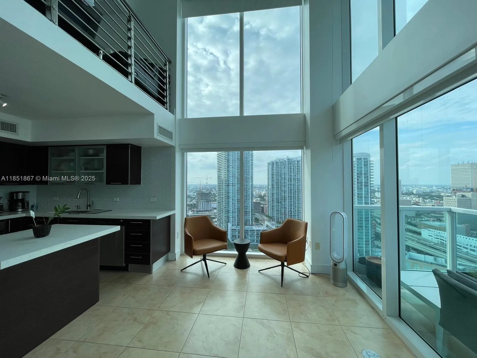 41 SE 5th St # 1917, Miami, FL 33131
