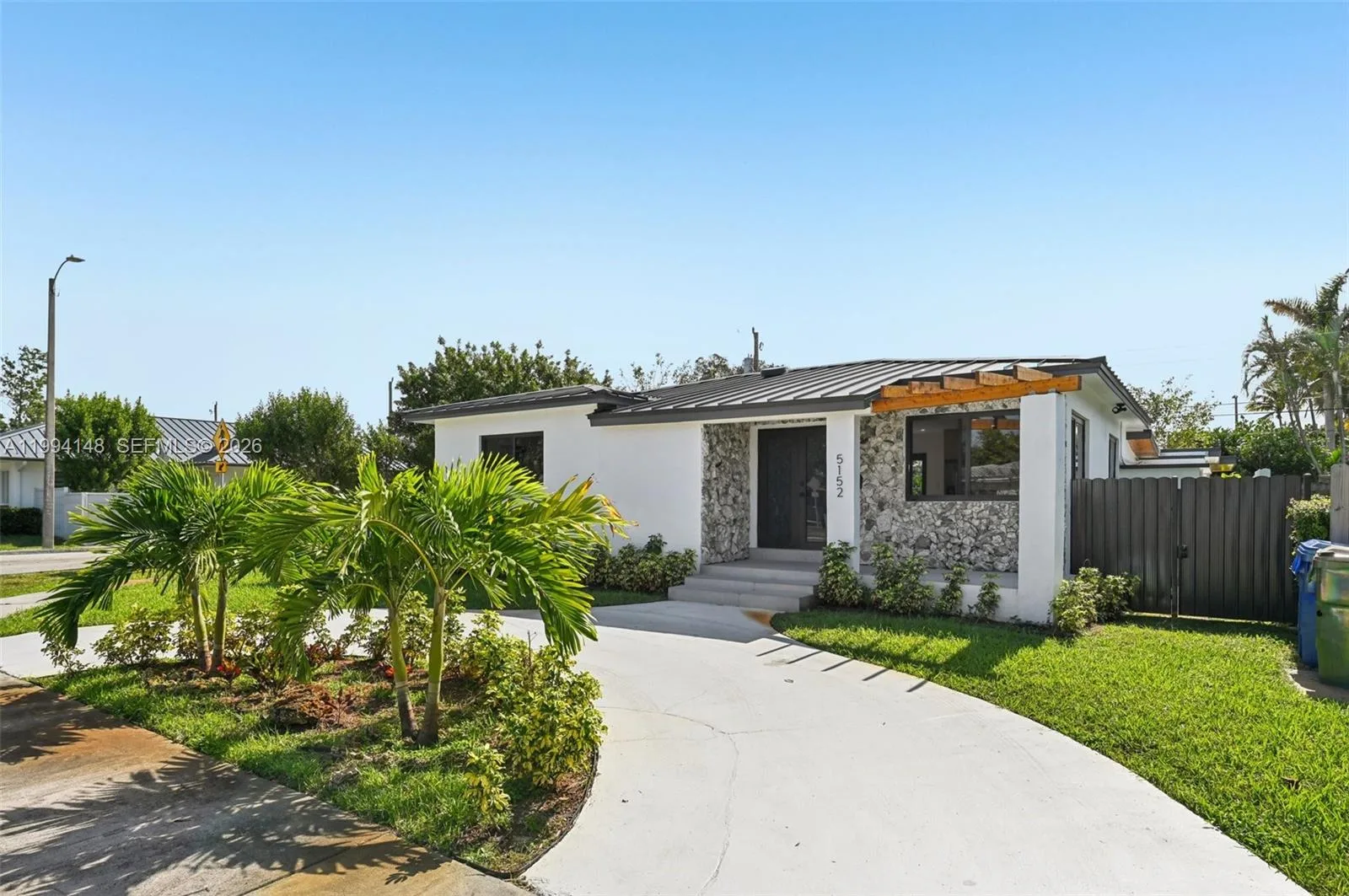 5152 SW 6th St, Miami, FL 33134