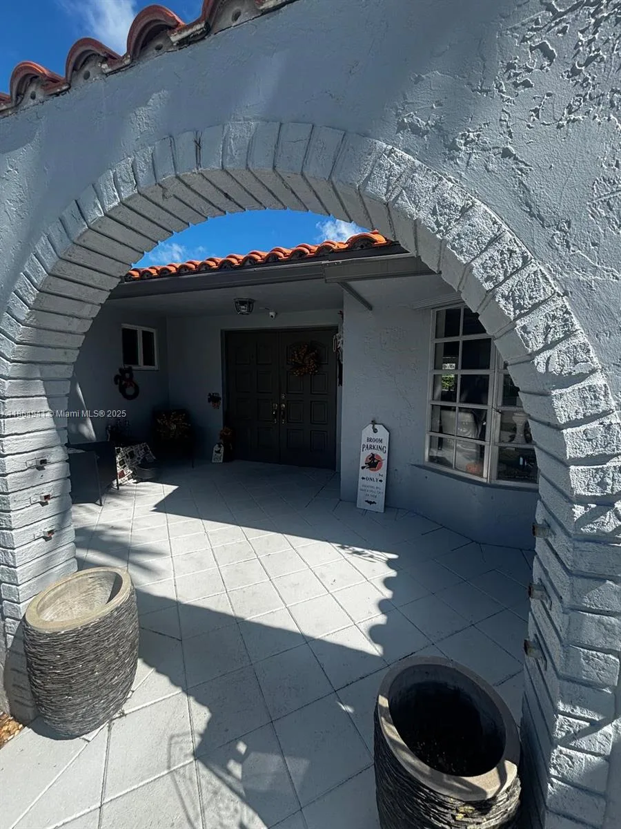 4220 NE 27th Ave, Lighthouse Point, FL 33064 photo 3