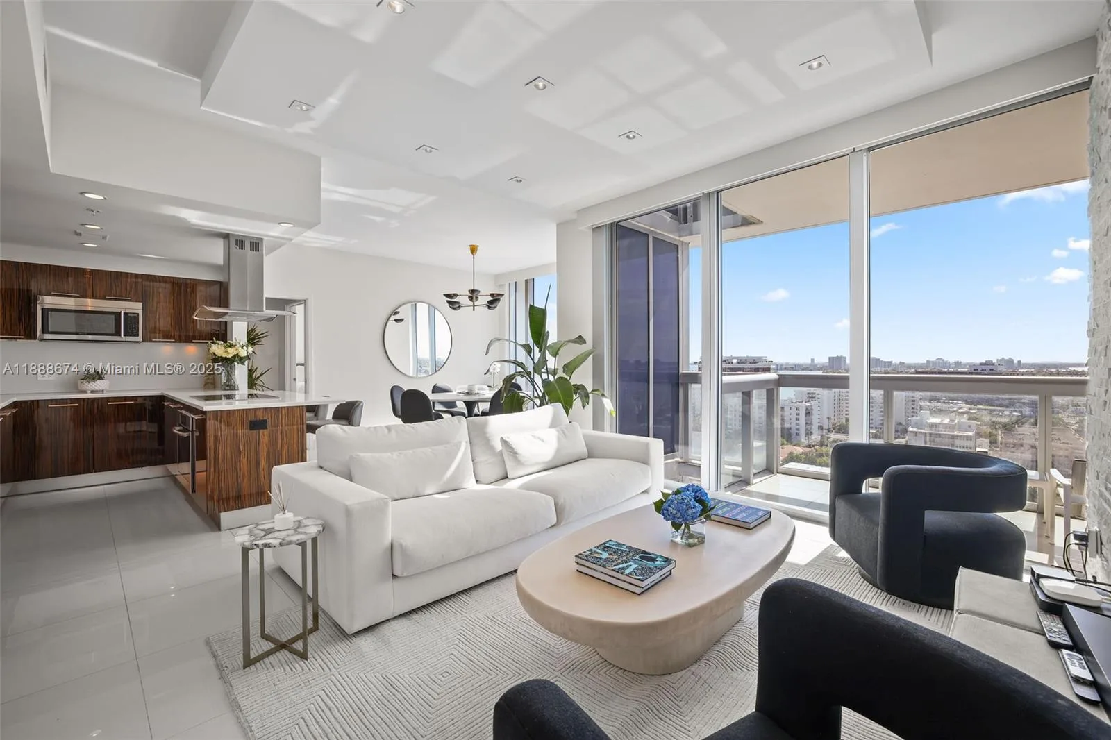 6899 Collins Ave # 1610, Miami Beach, FL 33141
