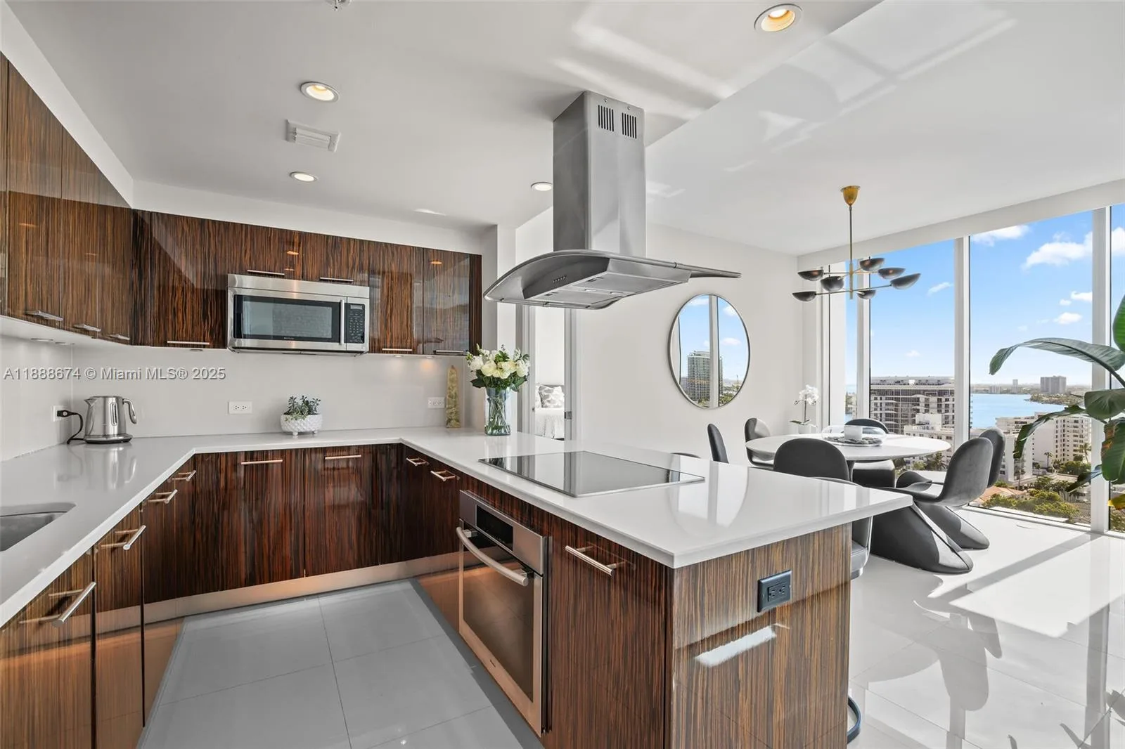 6899 Collins Ave # 1610, Miami Beach, FL 33141 photo 7