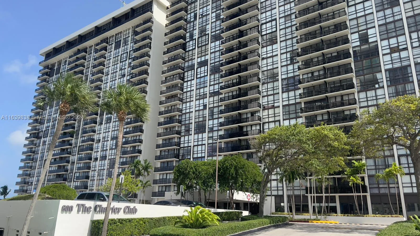 600 NE 36th St # 204, Miami, FL 33137
