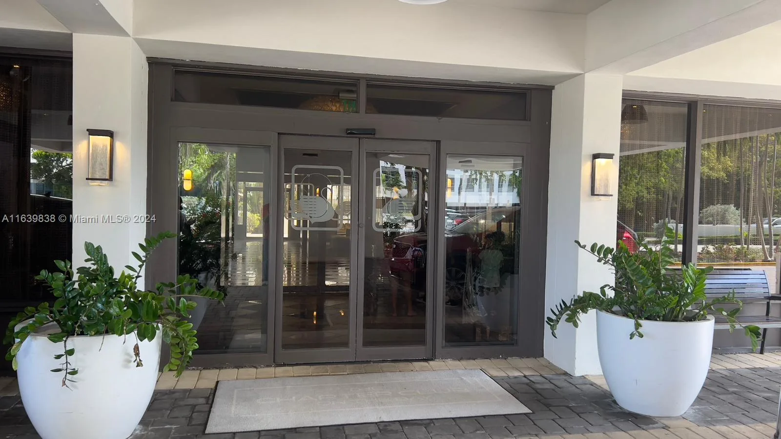 600 NE 36th St # 204, Miami, FL 33137 photo 4