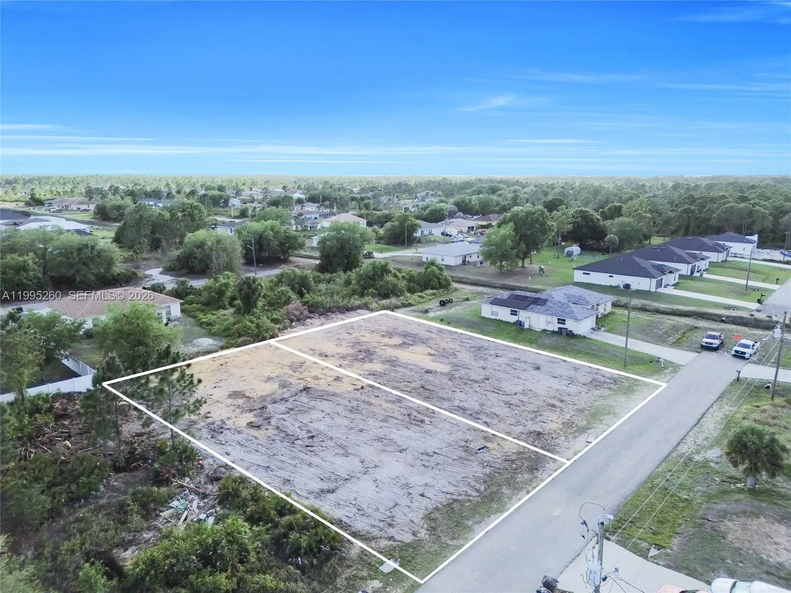 2715 49th st w, Lehigh Acres, FL 33971