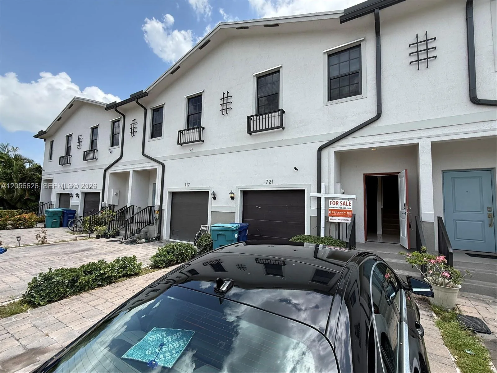 721 SW 11th St, Florida City, FL 33034 photo 2