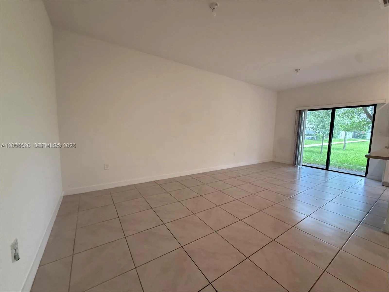 721 SW 11th St, Florida City, FL 33034 photo 4