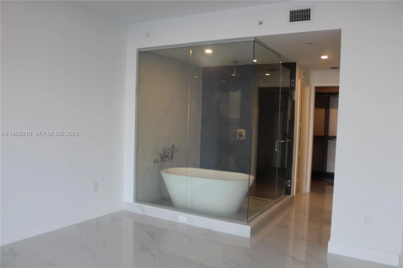 700 NE 24th Street # 2305, Miami, FL 33137 photo 10
