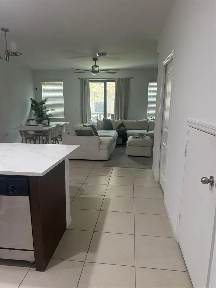 1091 NW 33RD Street, Pompano Beach, FL 33064 photo 6