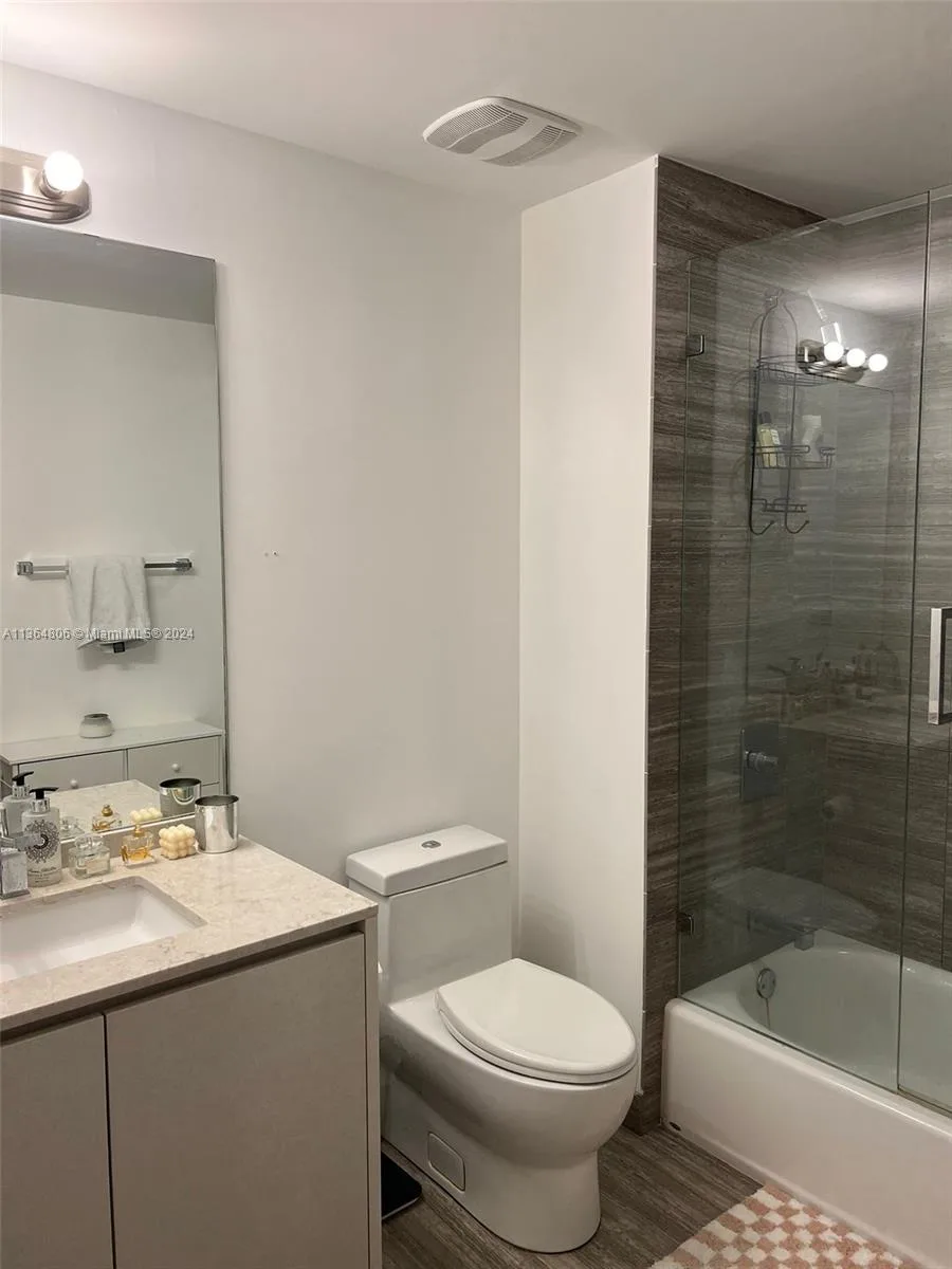 1010 Brickell Ave # 2010, Miami, FL 33131 photo 9
