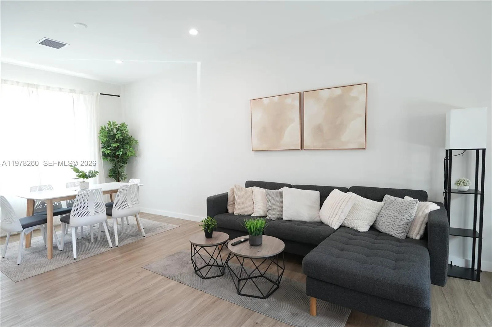 211 SE 4th St # 3, Hallandale Beach, FL 33009 photo 5
