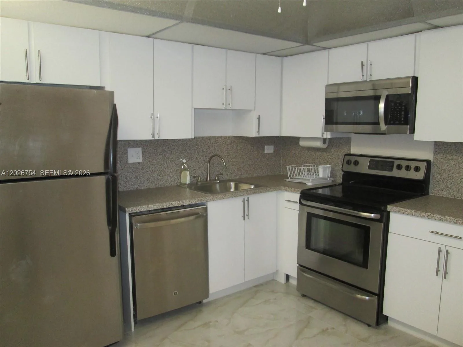 251 174th St # 411, Sunny Isles Beach, FL 33160 photo 11
