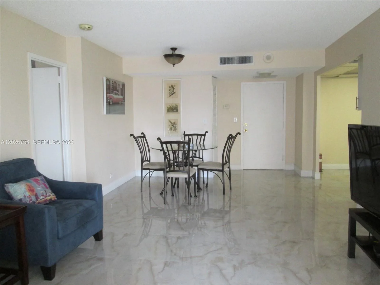 251 174th St # 411, Sunny Isles Beach, FL 33160 photo 7