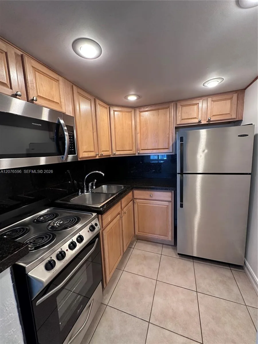 8615 SW 68th Ct # 22, Pinecrest, FL 33156 photo 6