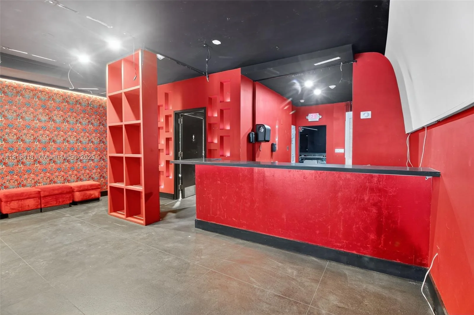 1218 Washington AVE, Miami Beach, FL 33139 photo 6