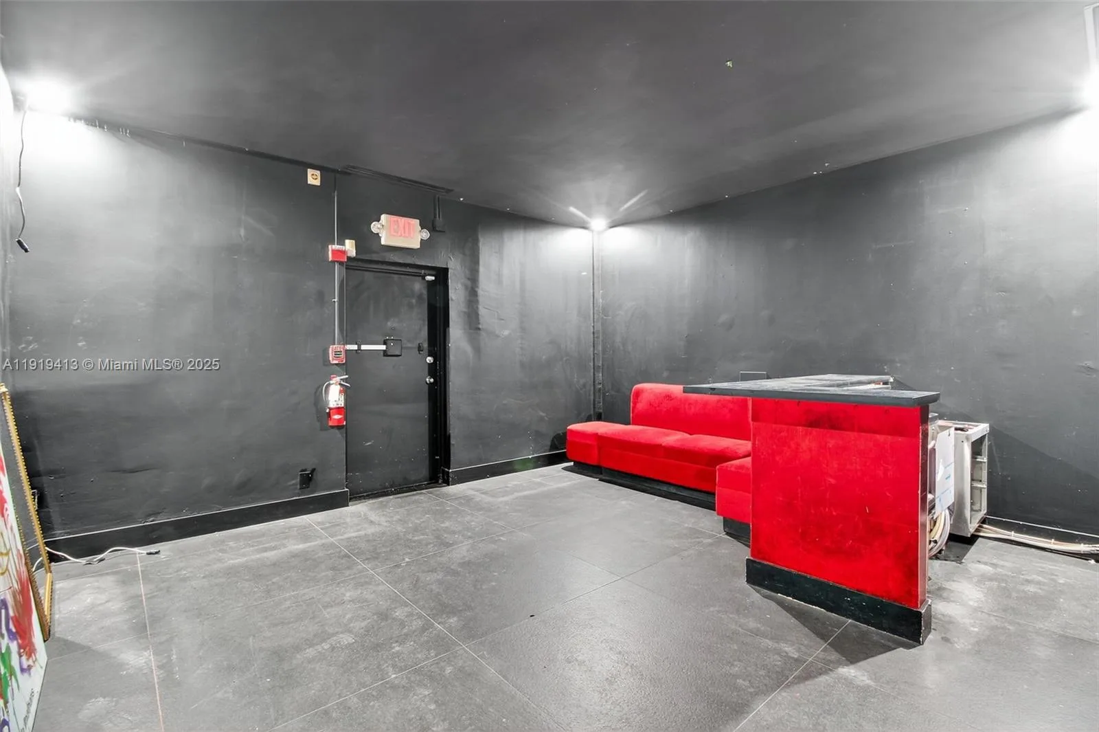 1218 Washington AVE, Miami Beach, FL 33139 photo 8