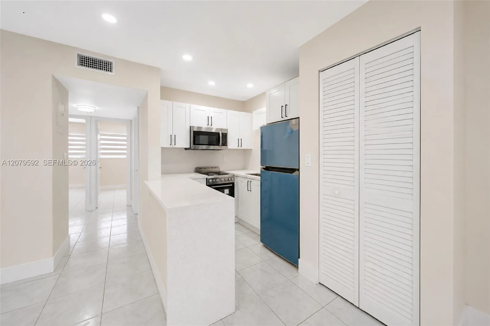 4051 NE 13th Ave # 57-3, Oakland Park, FL 33334 photo 4