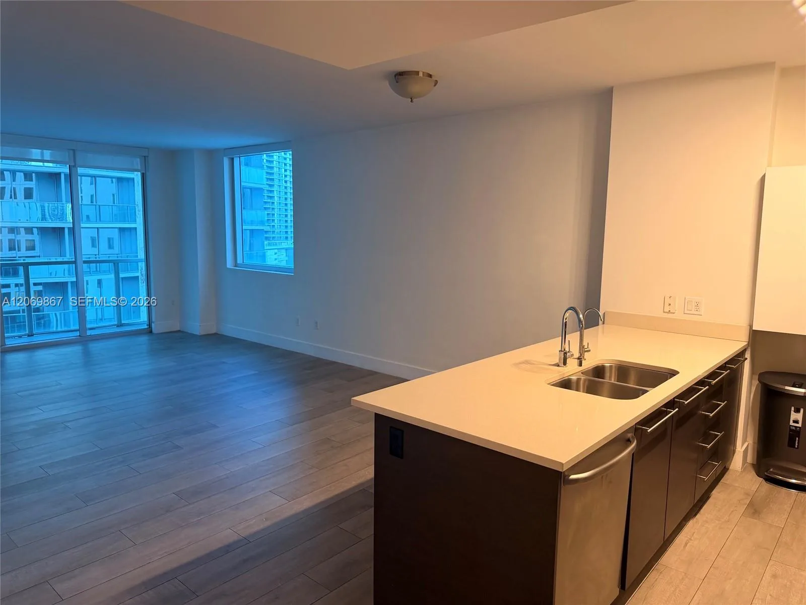 55 SE 6th St # 2007, Miami, FL 33131 — zdjęcie 2