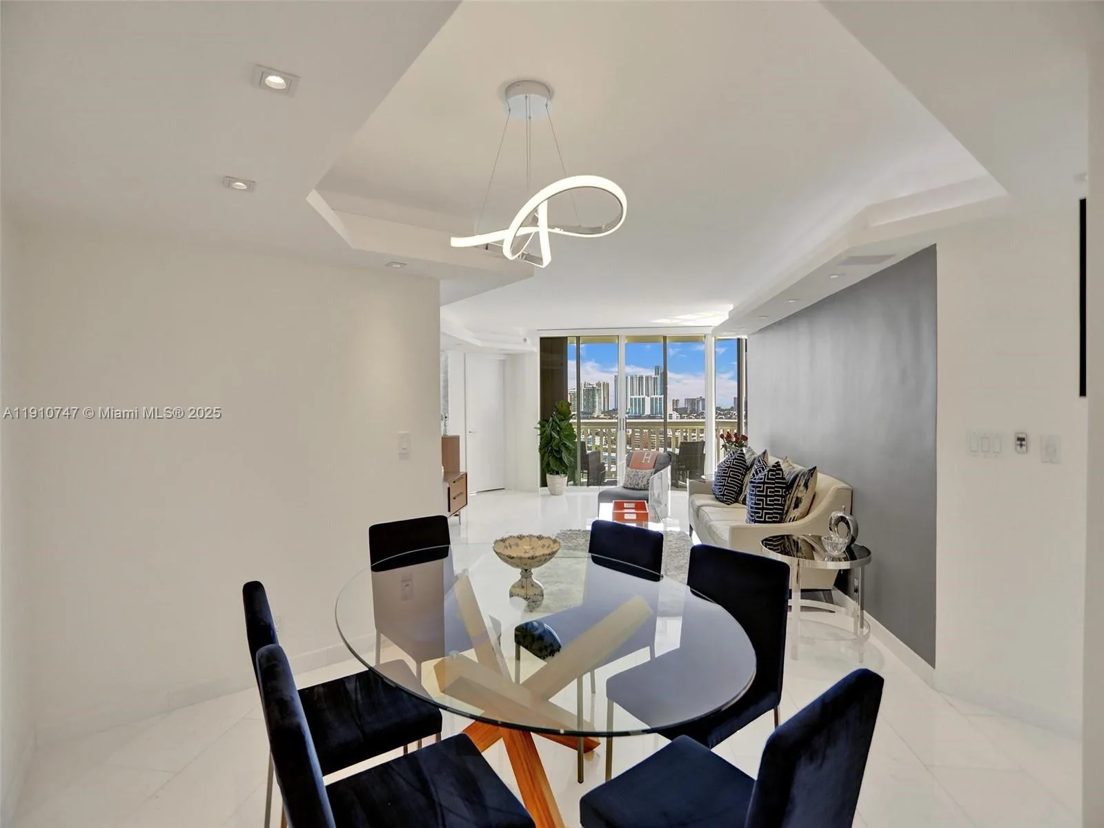 1000 E Island Blvd # 2103, Aventura, FL 33160 photo 12