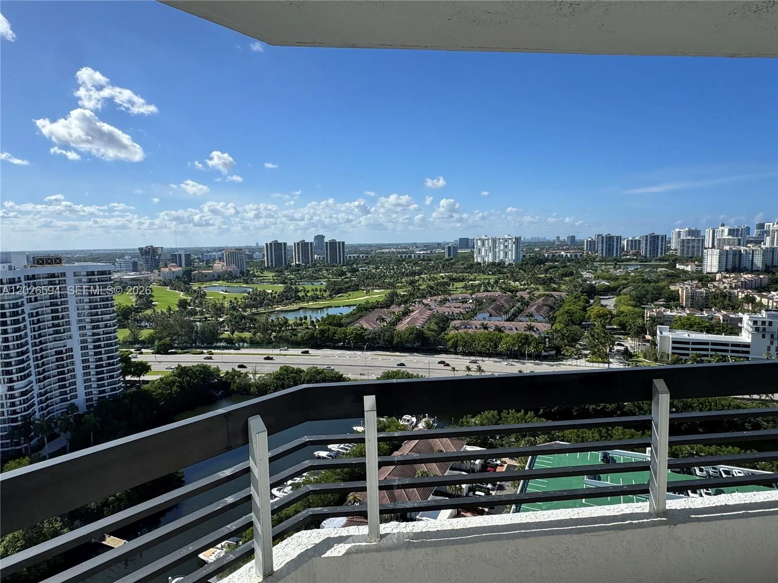 3530 Mystic Pointe Dr # 2709, Aventura, FL 33180