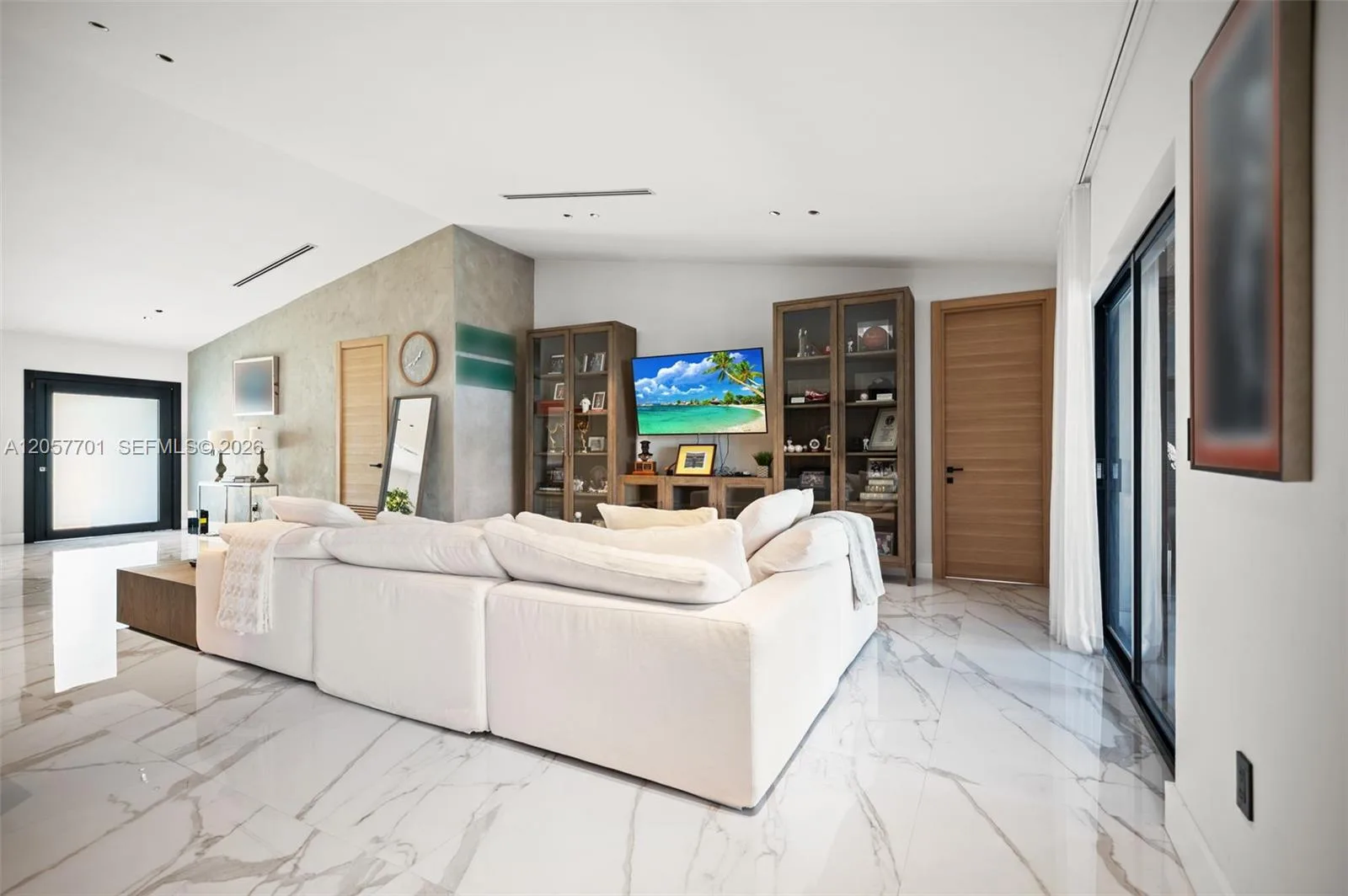 16431 NE 34th Ave, North Miami Beach, FL 33160 photo 4