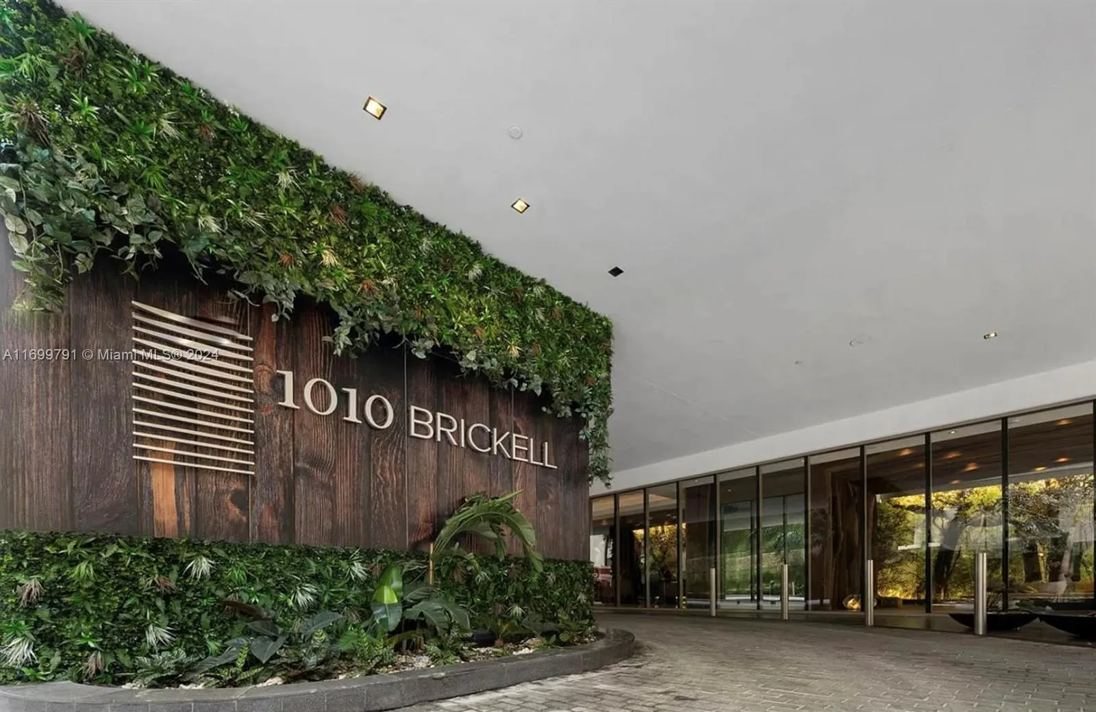 1010 Brickell Ave # 4408, Miami, FL 33131 photo 10